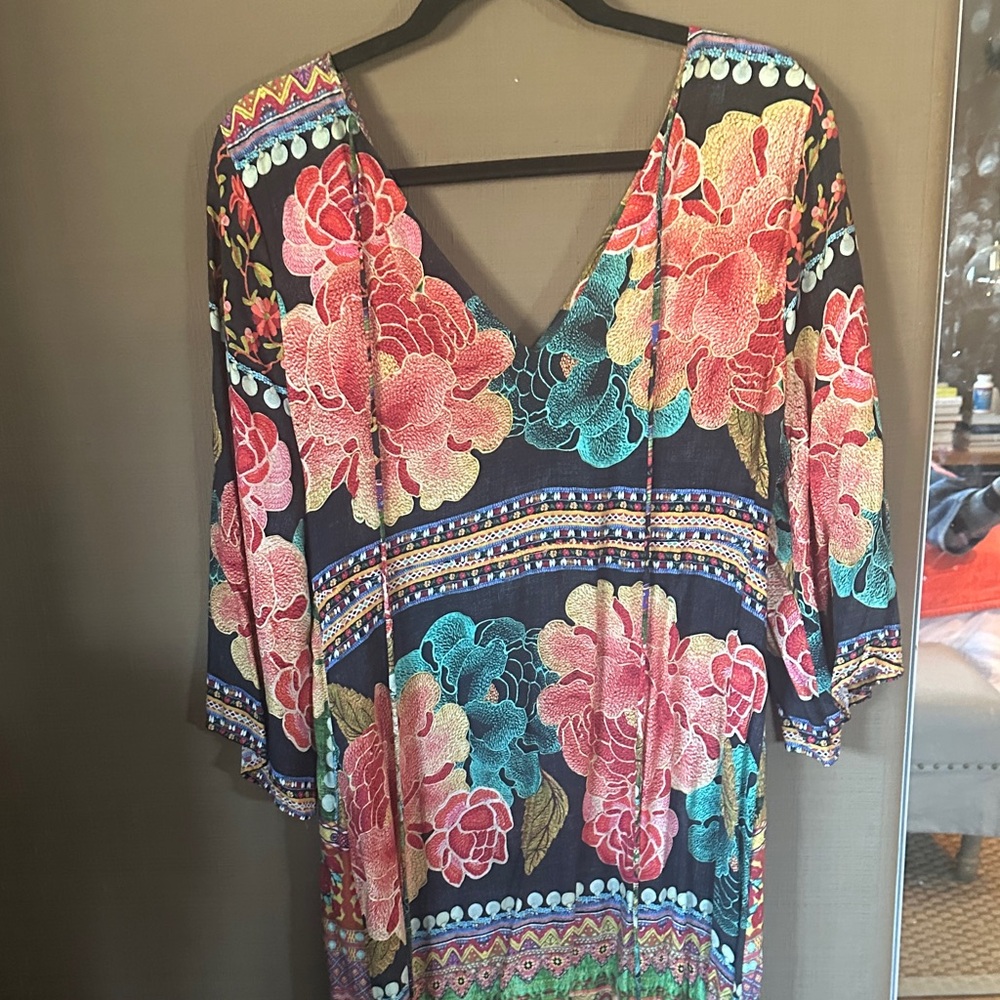 FARM Rio Colorful Floral V-Neck dress - Picture 6 of 11